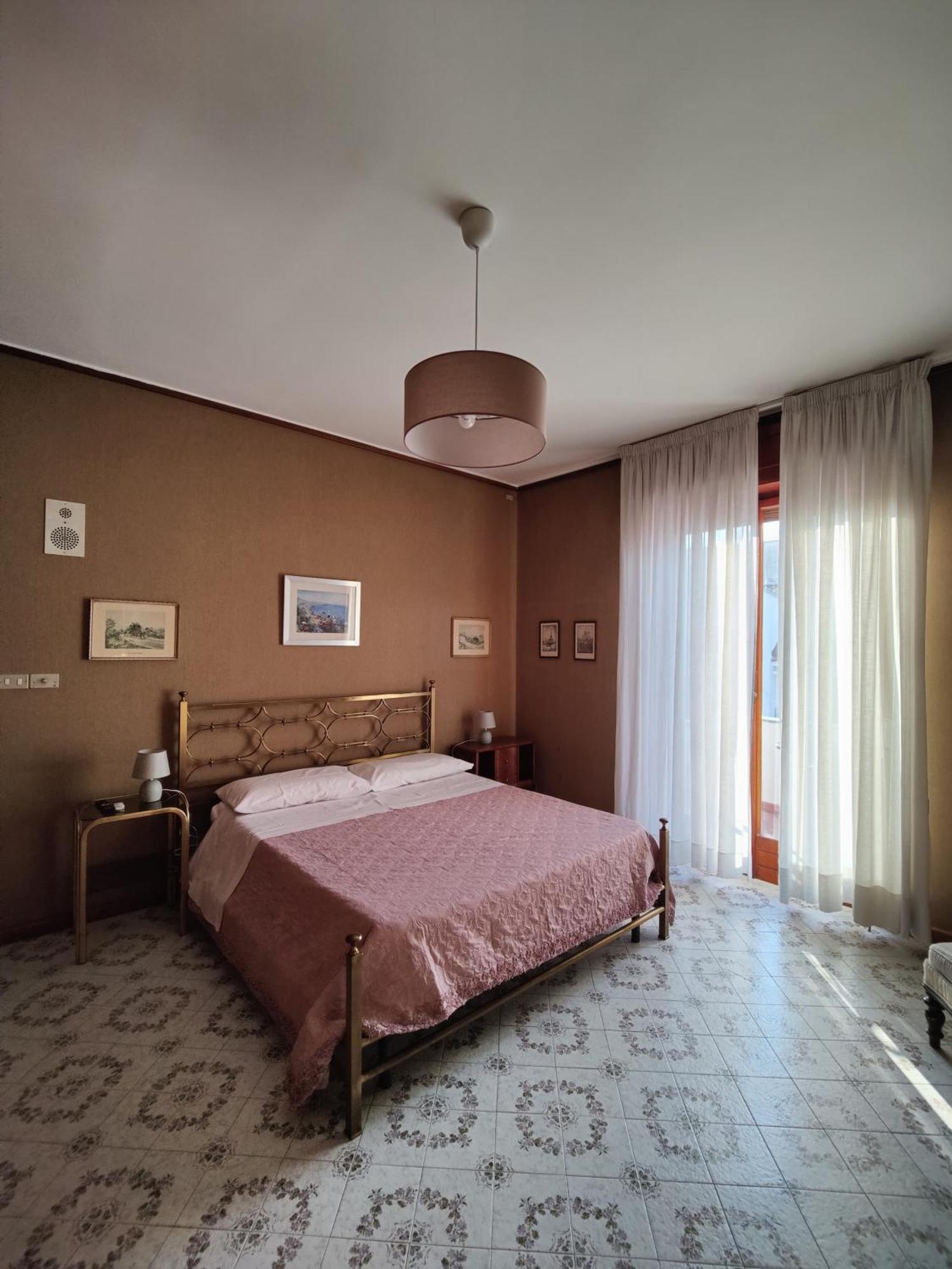 Villa Varano Кастеламаре ди Стабия Екстериор снимка